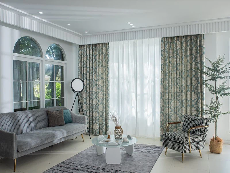 金糸ヨーロッパ花柄カーテン生地